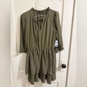 NWT Black Tape_ Olive Ruffle Dress 3/4 Sleeve